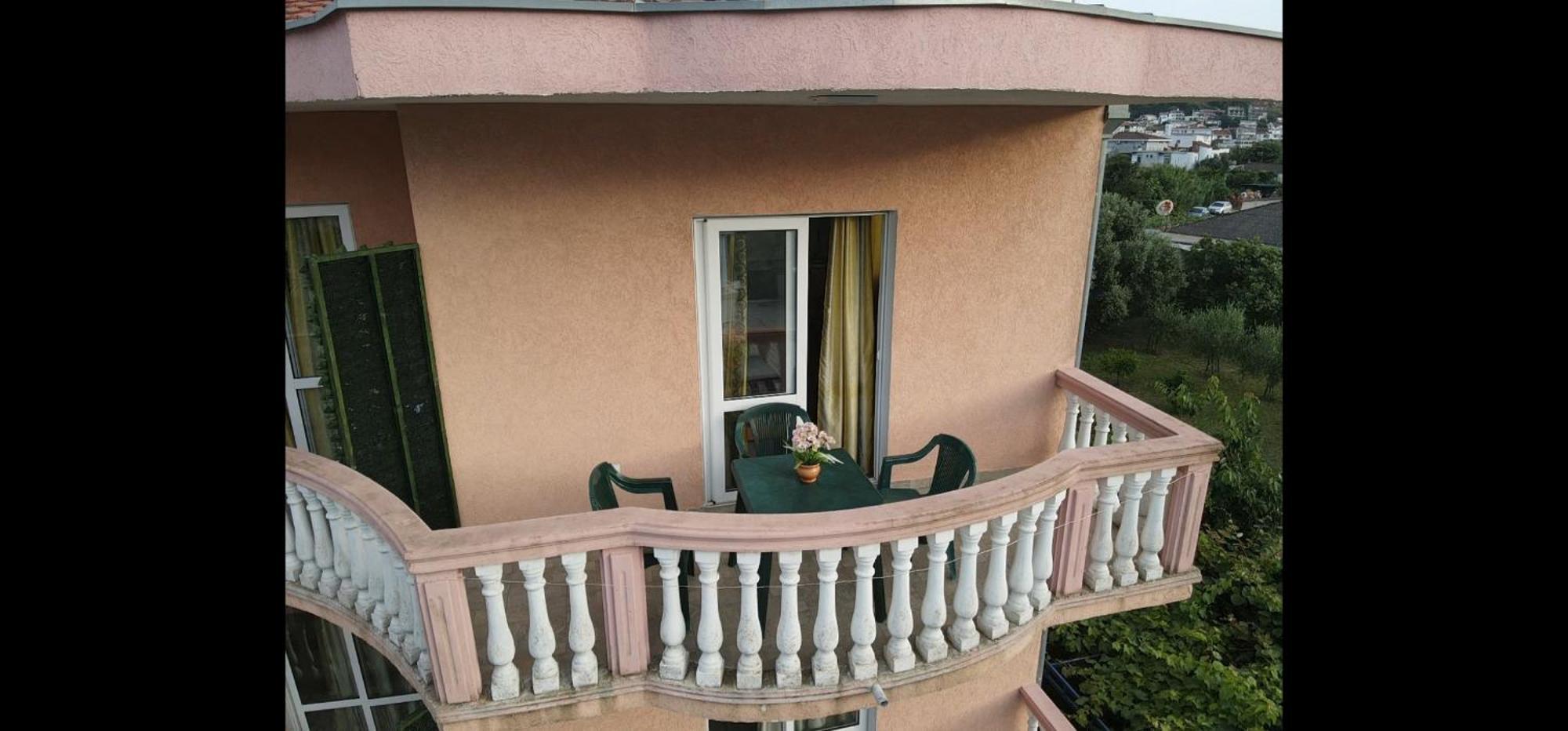 Kurt Apartaments 울친 외부 사진