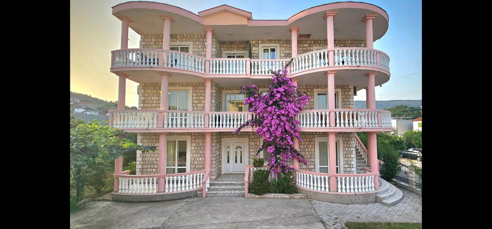 Kurt Apartaments 울친 외부 사진